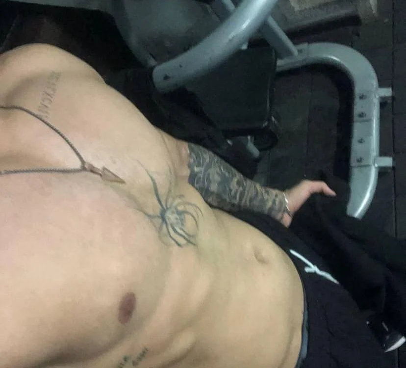 karl__brown Offline XXX Chat
