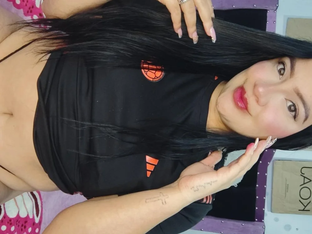 Offline chatovací místnost MIA_FoxXx__