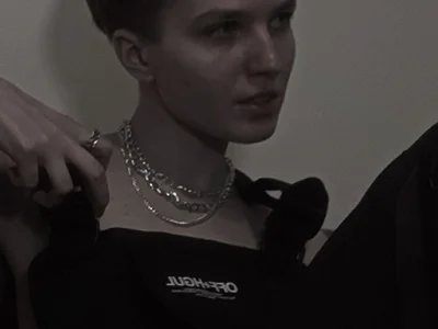 VivienneNoirr - Girl 