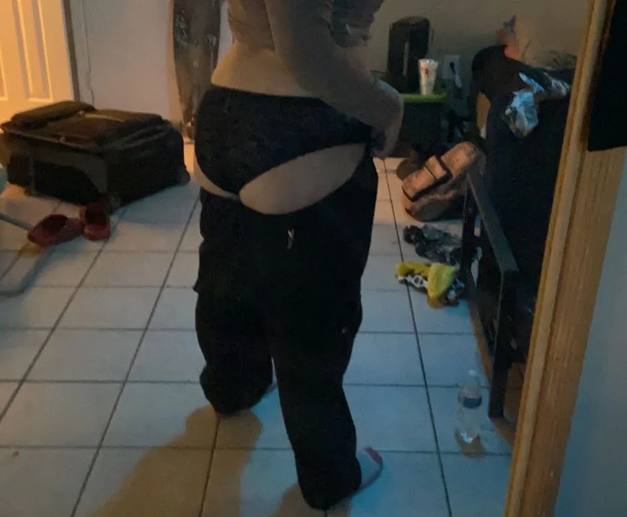 breedfetishh's Offline XXX Chat