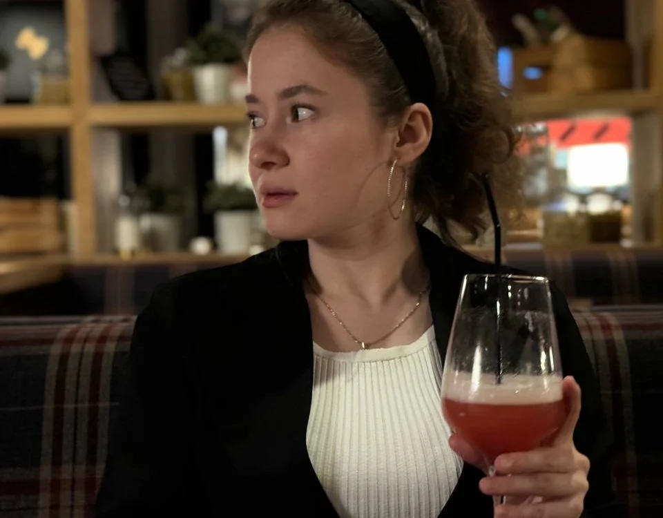 ElenaHarper's Offline XXX Chat