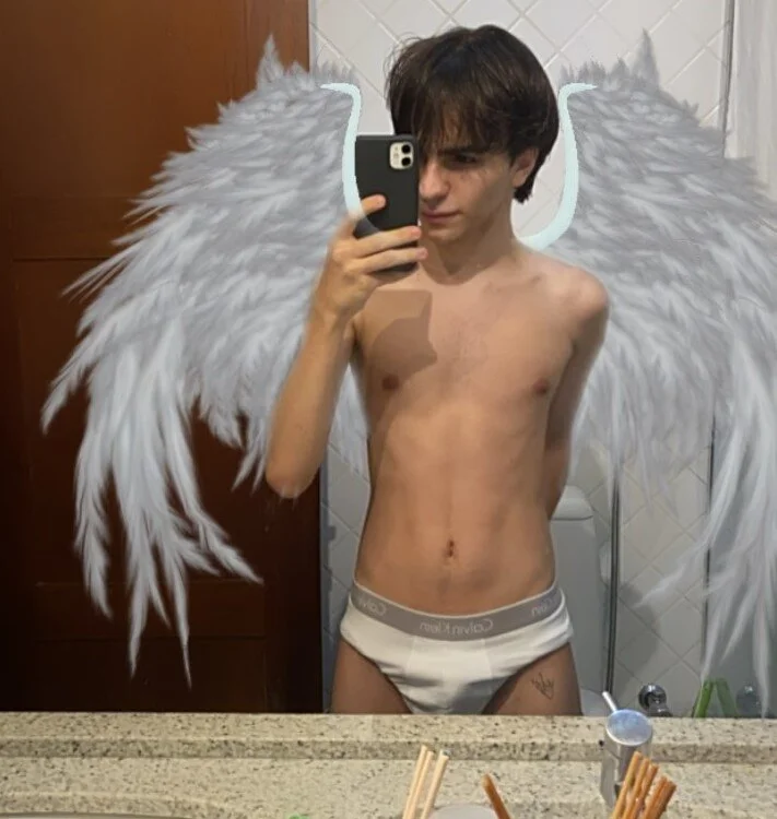 yungellito offline chatrum
