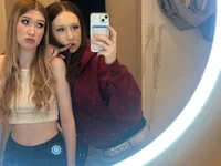 HillaryMaze's webcam live show