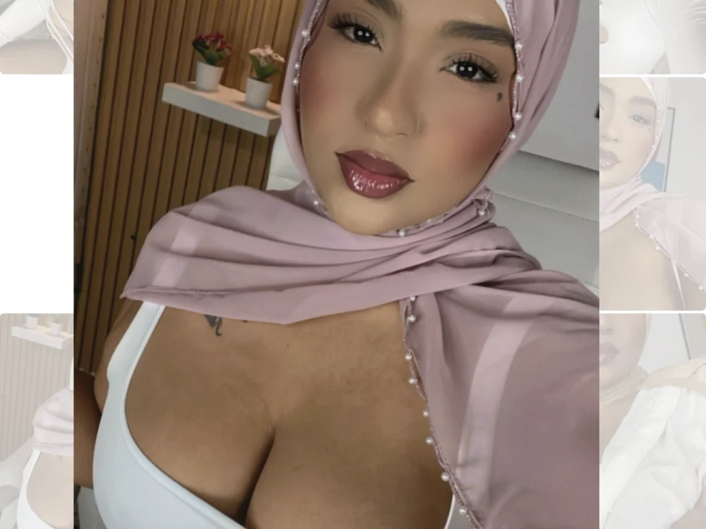 Amira-Zahra Chat XXX offline