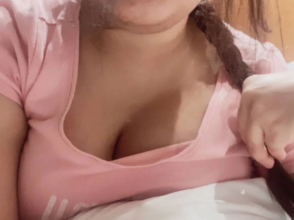 sexyshelly's Offline Chat Room