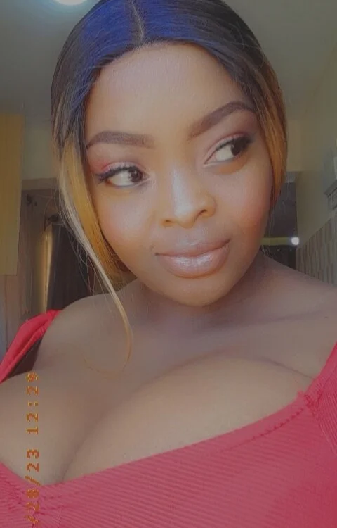 Boobygoddess' Offline XXX Chat