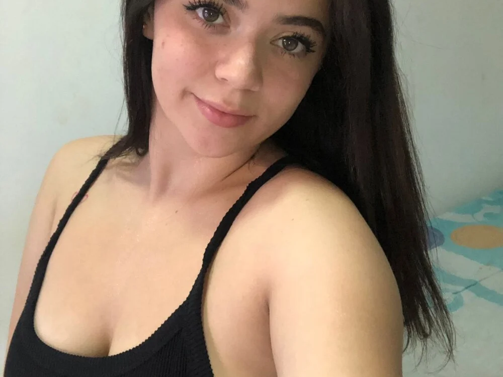 Shopia_Nadall Chat XXX offline