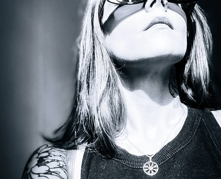 Chat +18 de cherrie_sherry ao vivo