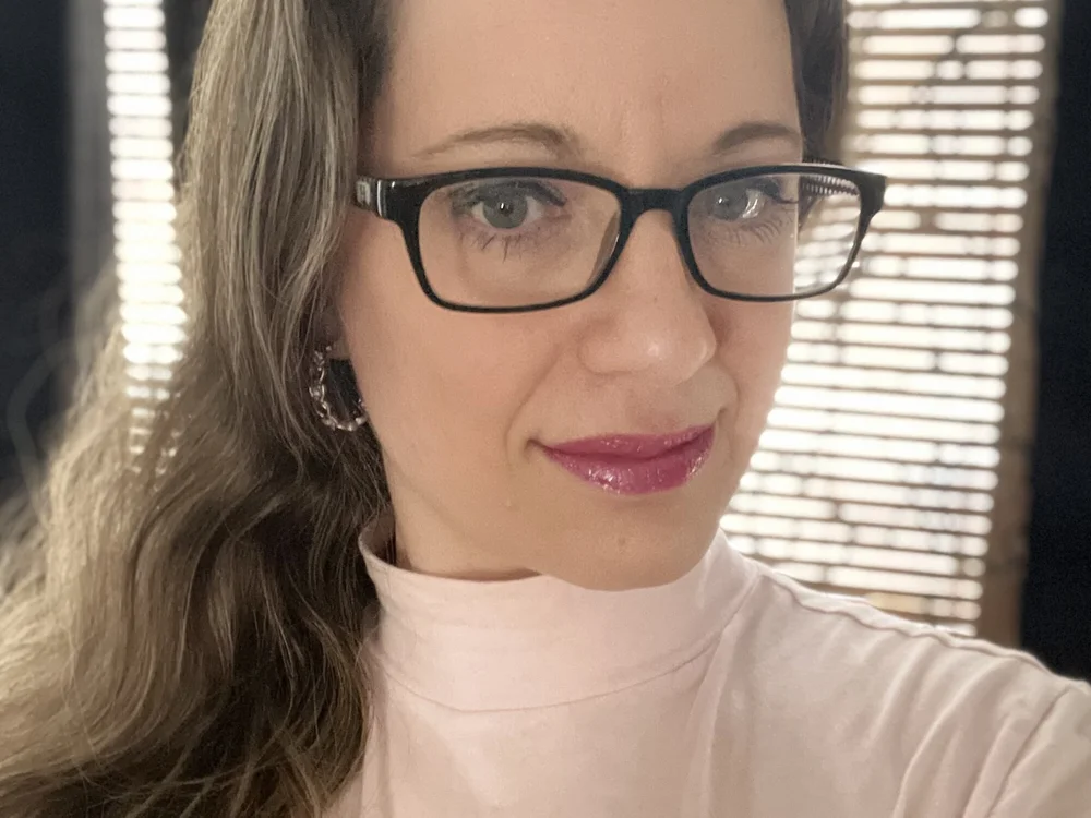 Suzy-Temple69er offline chatrum