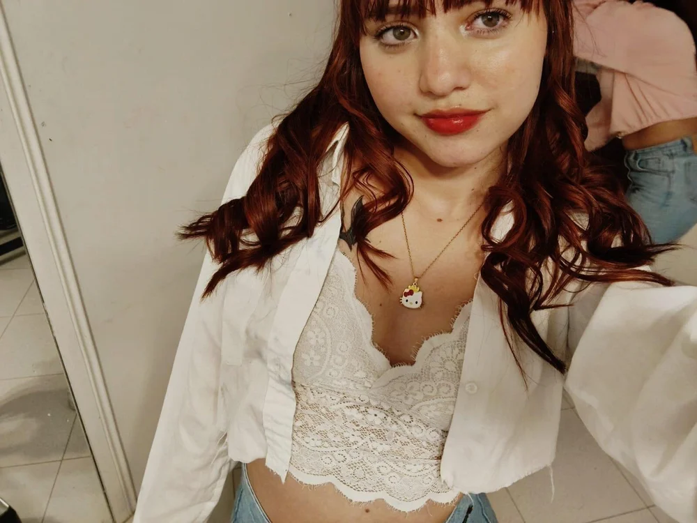 _aurora_jones Offline Chatraum