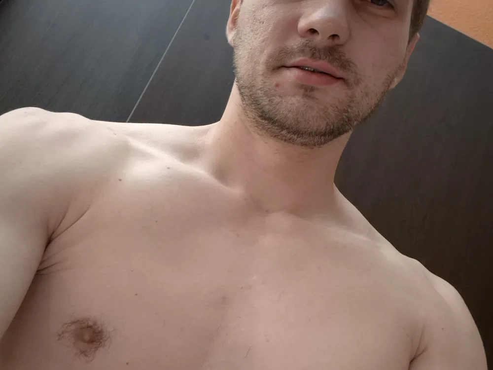 Kcruise9clouds Offline XXX-chat