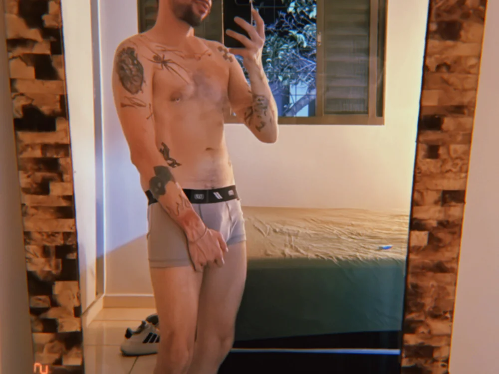 vitor_souz Offline XXX-Chat