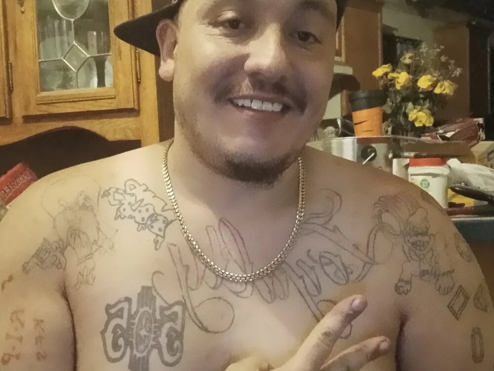 Cutieguyspanks Offline XXX-chat