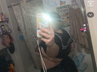 Queendeeeeothroattt profile