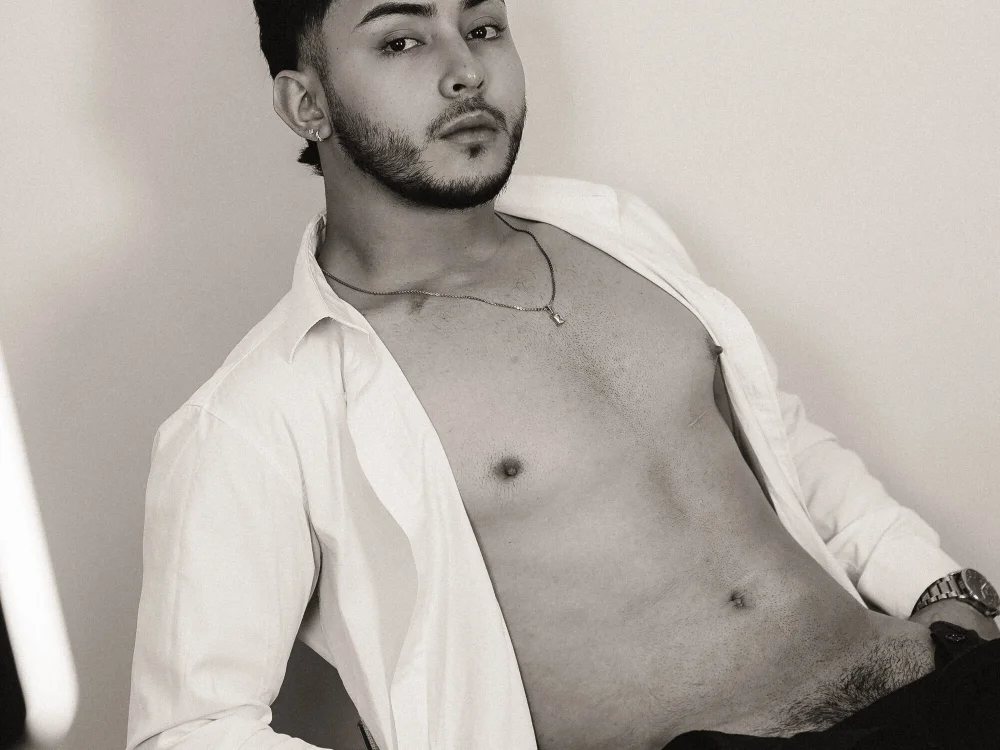 Dylan_vega01 Offline XXX-chat