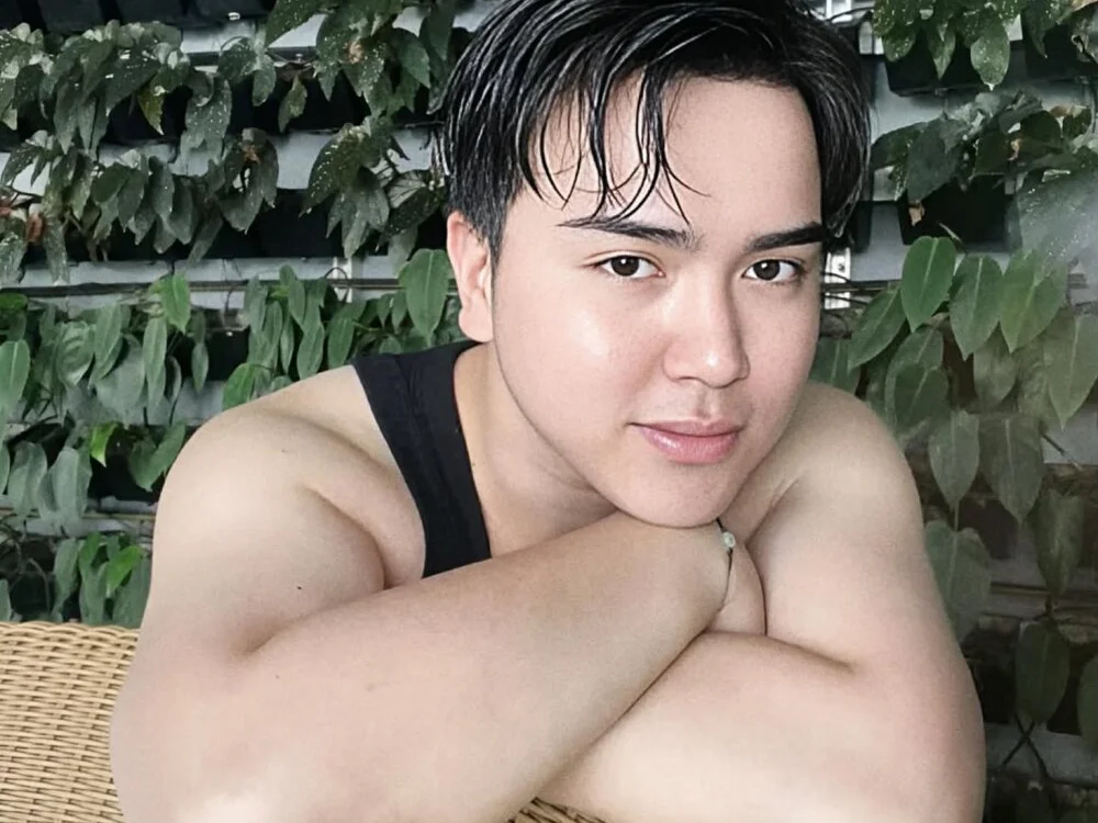 SinfulLuca 离线XXX聊天