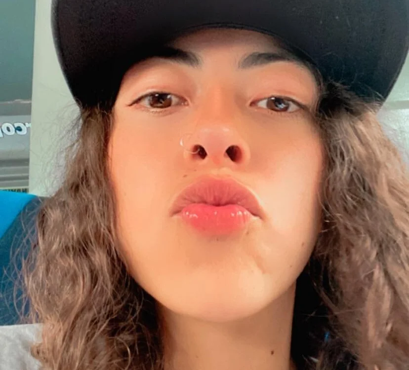 Ava-19's Offline XXX Chat
