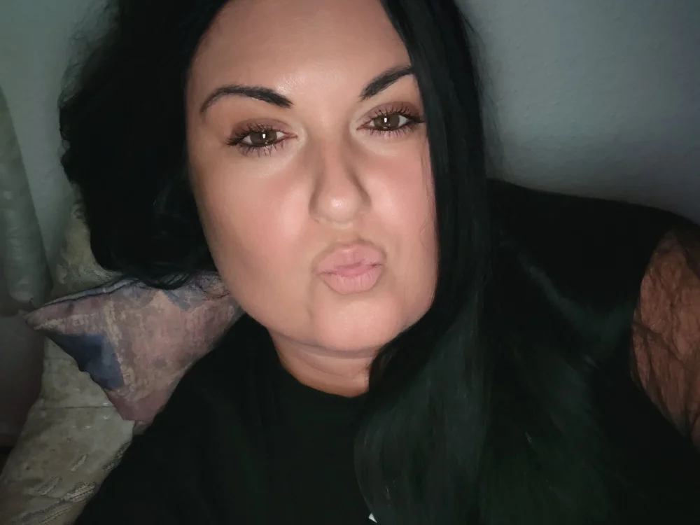 TinaRobecca offline chatrum
