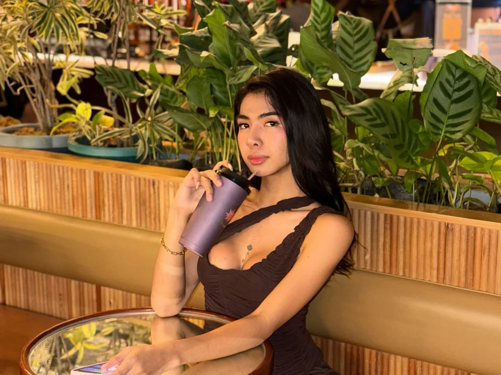 Offline XXX chat EmilyArgente