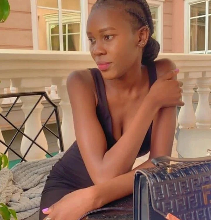 gorgeous_ray's Offline XXX Chat