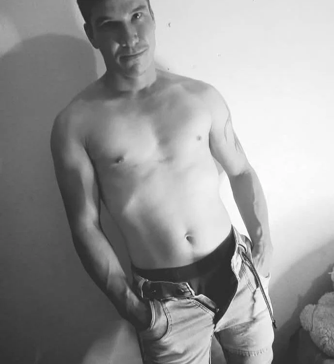 Ferny1833 오프라인 XXX 채팅