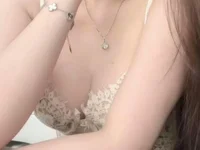 nangmo's webcam live show
