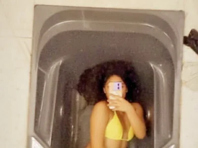 Ameliaveleria profile