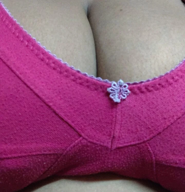 tamilmanju Adlı Modelin Çevrimdışı XXX Sohbeti