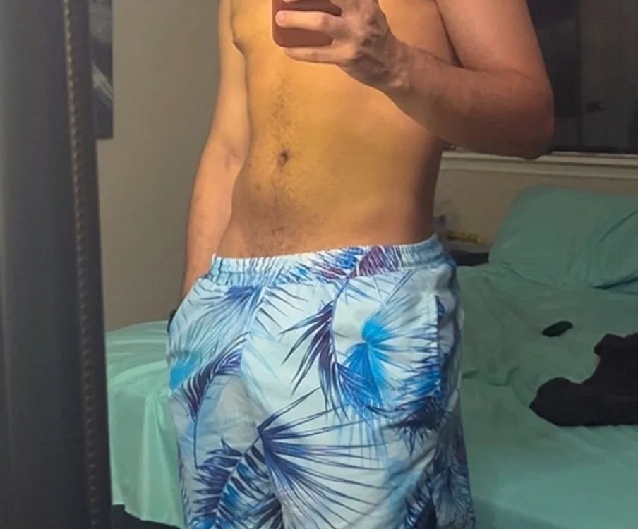 Michael_fox06 Offline XXX Chat