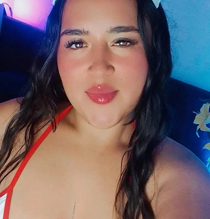 Milu_Nahomi 離線 XXX 聊天
