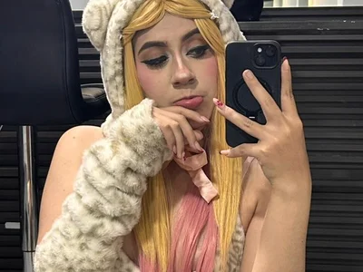 Ariablakee on StripChat