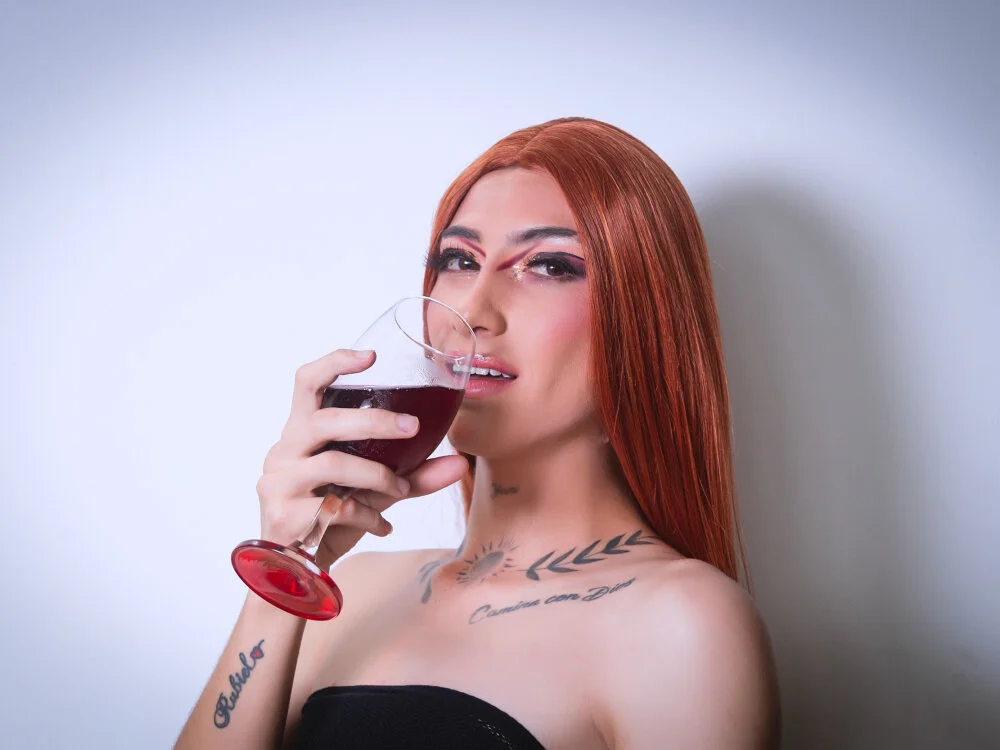 EmilyySaenz Offline XXX-Chat