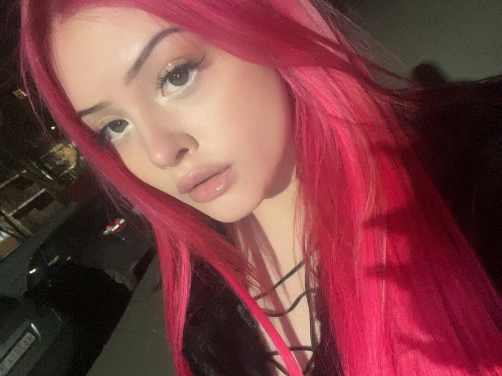 prxxxmqueen offline chatrum