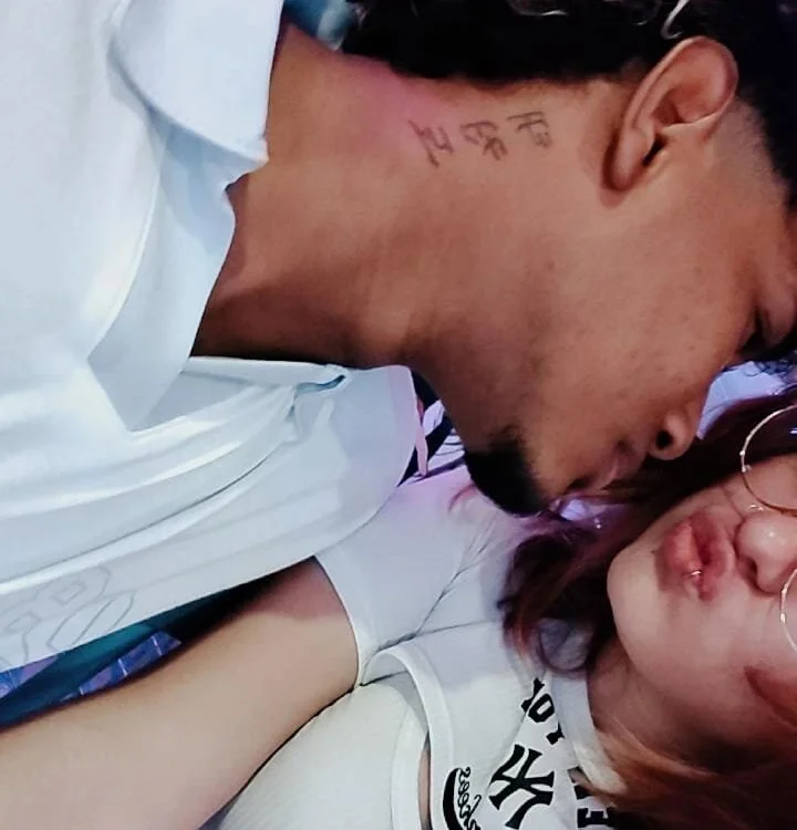 ellie_and_andy: офлайн-секс-чат