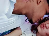ellie_and_andy's Offline Chat Room
