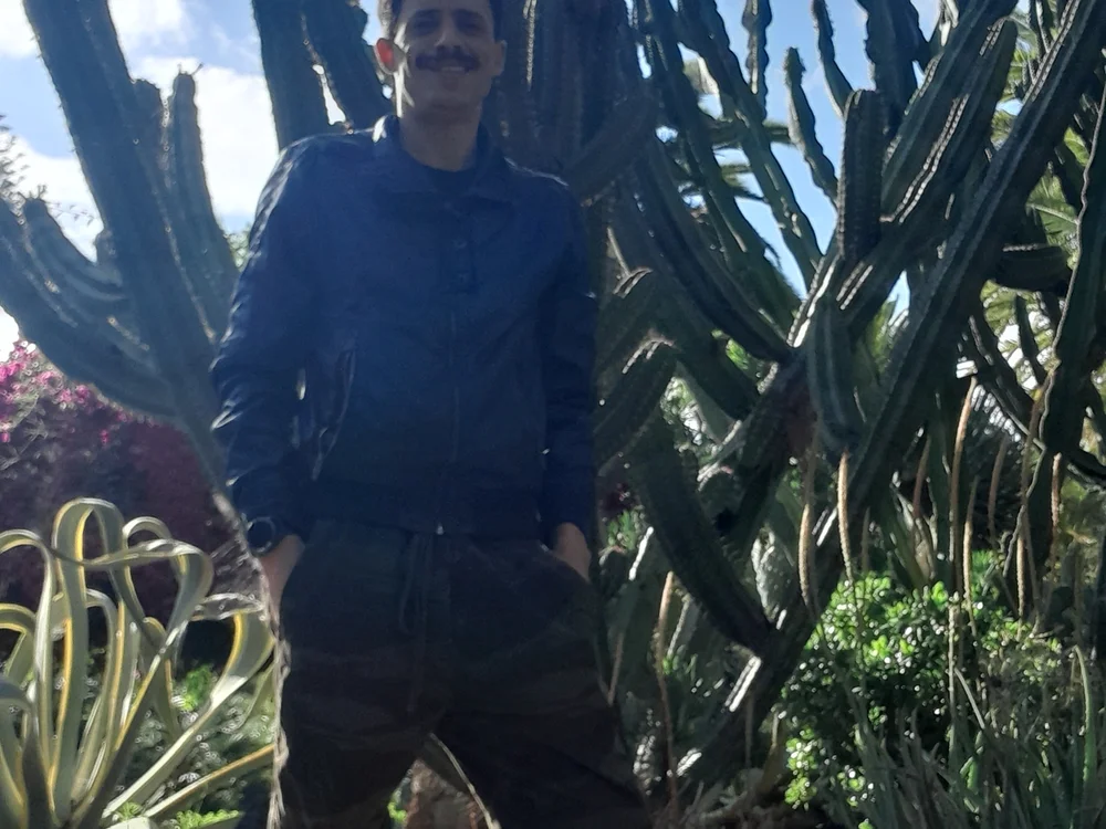 bimalebrother: συνομιλία ΧΧΧ εκτός σύνδεσης