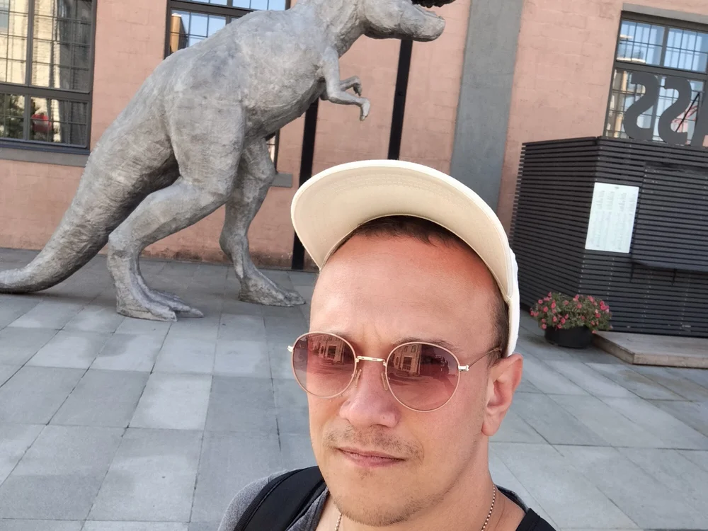 DmitriyNike's Offline Chat Room