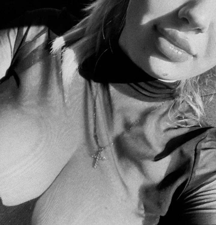 Offline XXX chat Vikki-Stoun