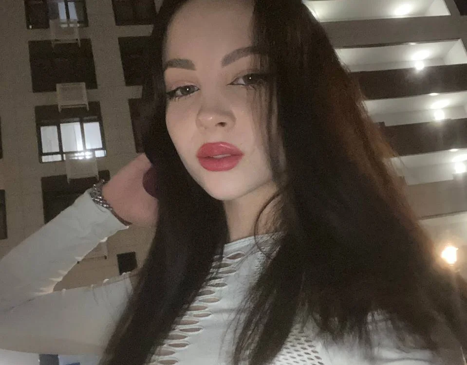 ElisameoW: συνομιλία ΧΧΧ εκτός σύνδεσης