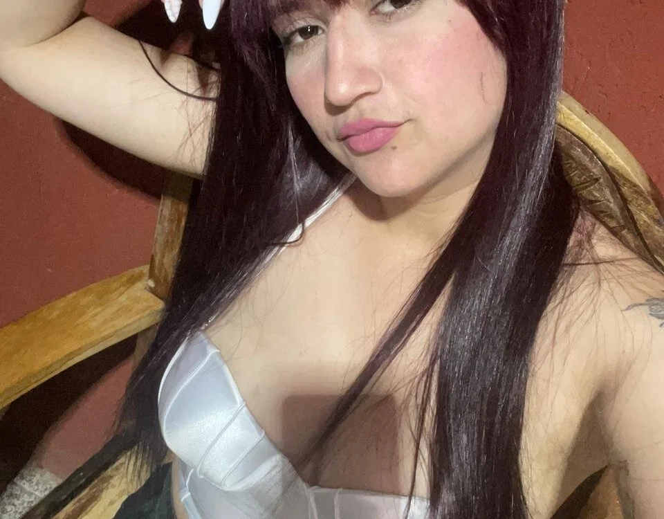 Kiaraa_Hot_ Offline XXX Chat