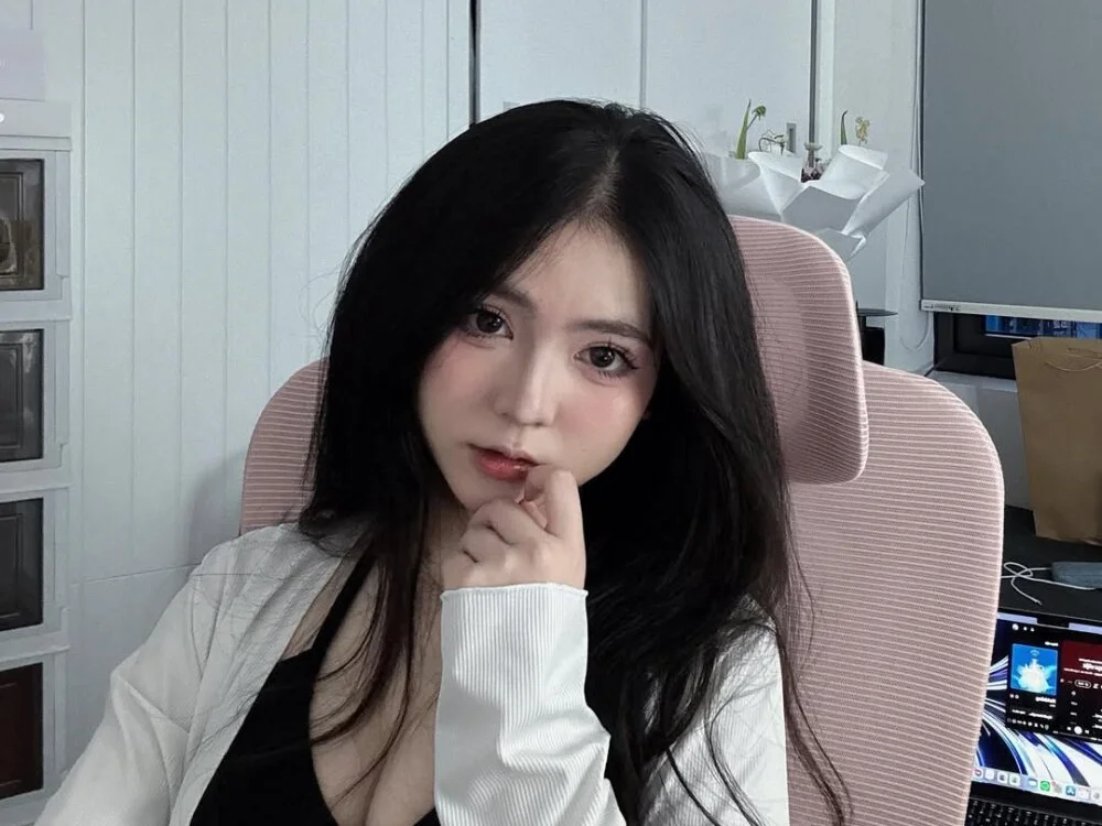 Sunna104's Offline XXX Chat