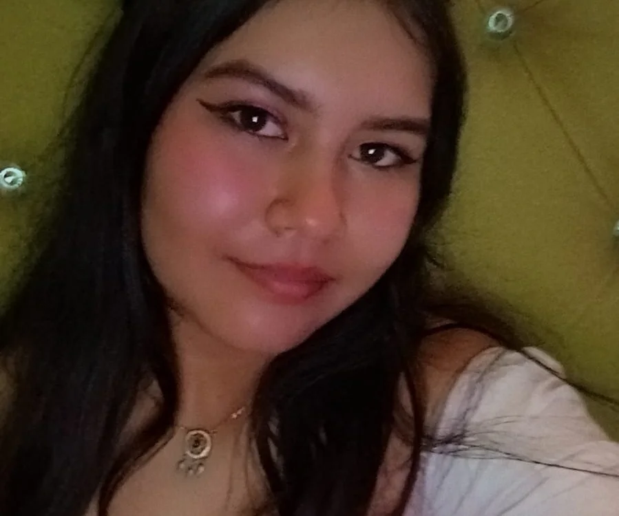 agatha_chips' Offline Chat Room