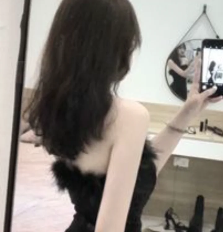 Cella8386 离线XXX聊天