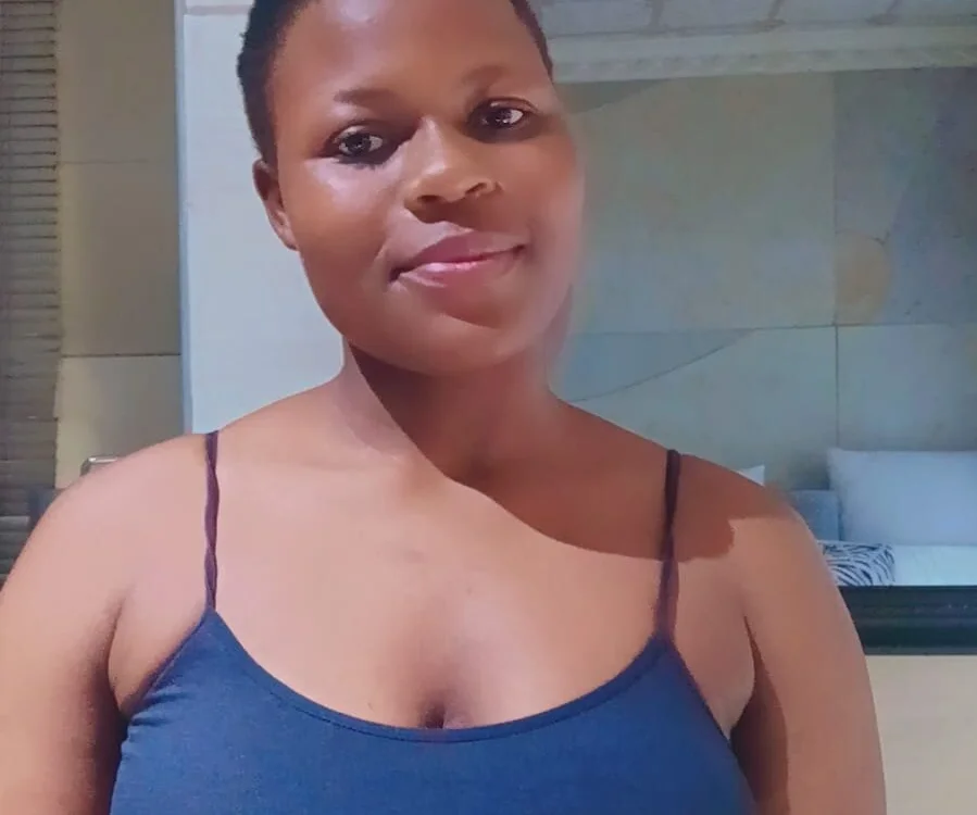GOLDEN-GODDESSXO's Offline XXX Chat