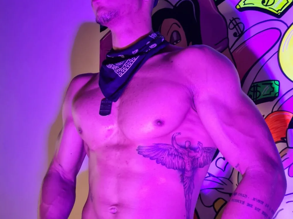 Adam_Valenciia's Offline XXX Chat