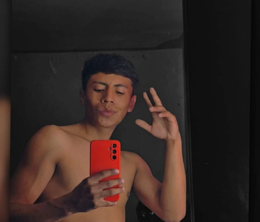 دردشة FlacoSabroso20 الجنسية دون اتصال