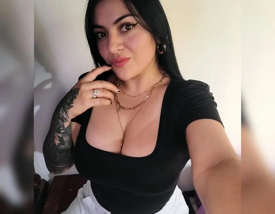 valeriemoon89's Offline XXX Chat