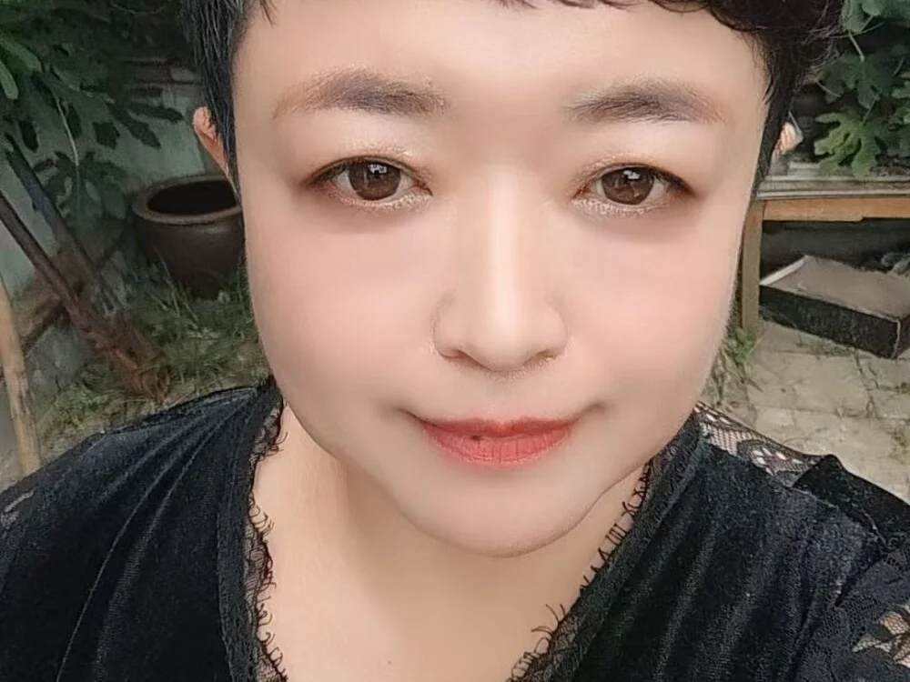 icewoman888 Offline XXX Chat