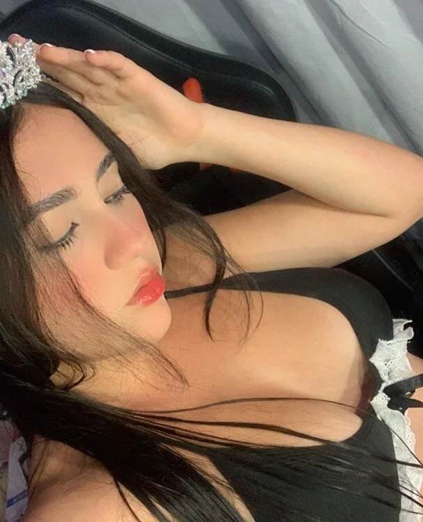 Krissell_ggh's Offline XXX Chat