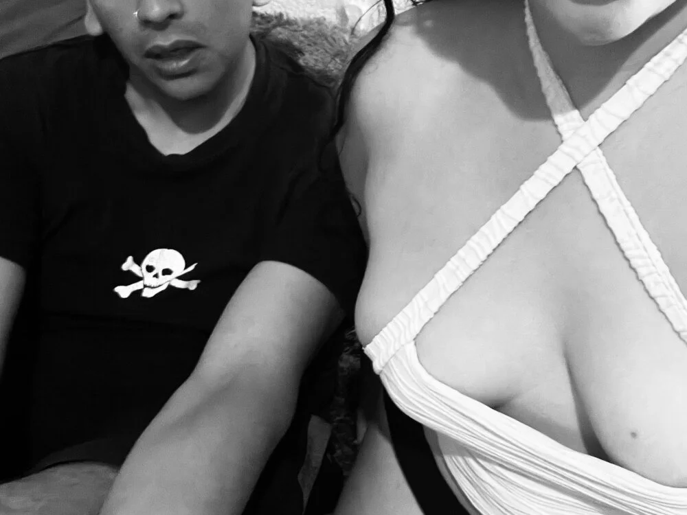 Vivi_Kvsh Offline XXX-chat